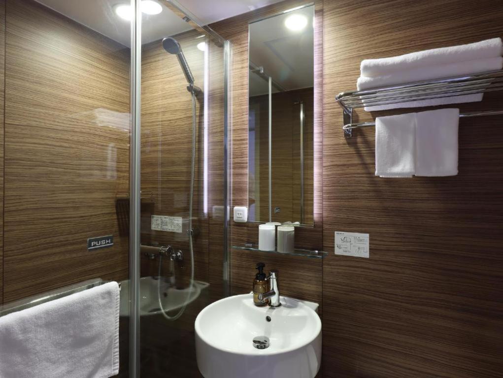 Glad One Shichijo By M's Hotel Quioto